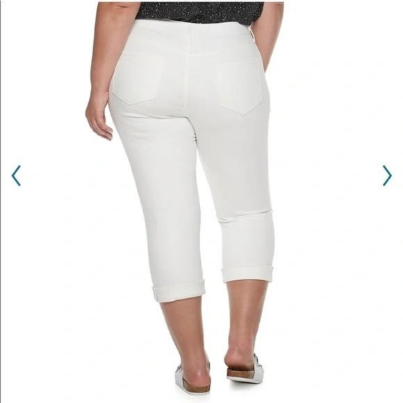 EVRI fit solutions modern white Capri - Picture 2 of 5